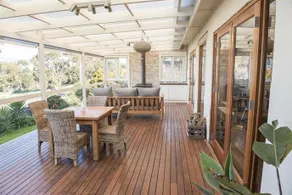 Port Lincoln Seaside Home - Image 2
