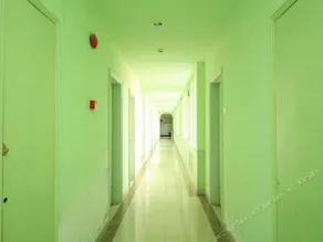 Yantai International Youth Hostel - Image 4