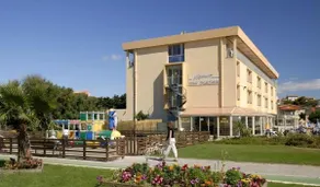 Adonis Residence Saint Pierre la Mer - Image 4