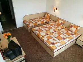 Family Hotel Lipite - Image 5