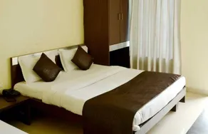 Hotel The Gentleman - Image 2