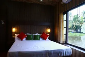 The Grand Cruise - Image 5