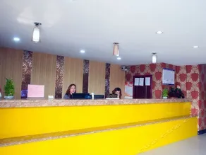 ZHENGTONG BUSINESS EXPRESS HOTEL - Image 4