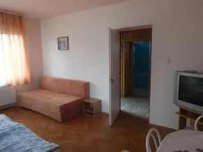 Piliskapu Guest House - Image 3