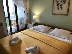 Vesna Parat Apartments and Rooms - Image 3