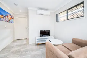 Spacious and Peaceful 2 Bedroom Retreat - Image 1