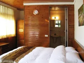 Arcadia Resort - Image 2