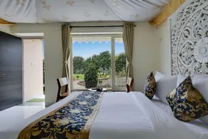 Holiday Hill Resort and Spa - Image 3