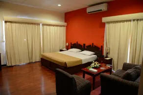 Al Hambra Hotel - Image 5