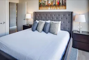 6th Avenue Apartment by Stay Alfred - Image 2
