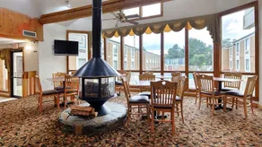 SureStay Plus Hotel by Best Western Wytheville - Image 4