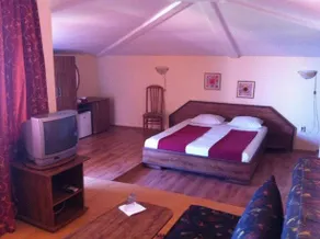 Family Hotel Zelenika - Image 5