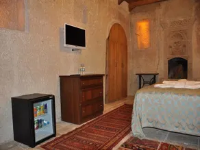 Blue Moon Cave Hotel - Image 4