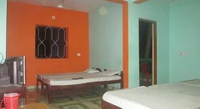 Subhash Guest House - Image 4