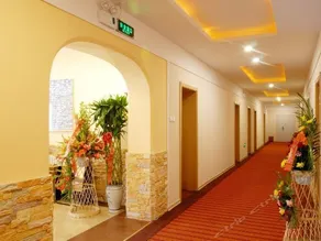 Super 8 Changchun - Image 4