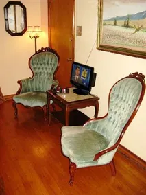 Alla's Historical Bed & Breakfast, Spa and Cabana - Image 3