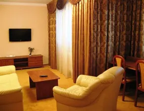 Hotel Astra - Image 5