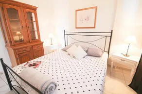 Lola's Apartments - Image 2