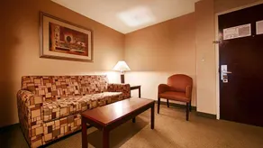 BEST WESTERN RIVERVIEW INN & SUITES - Image 4