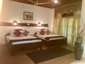 Hotel Spring View (Pvt) Ltd - Image 3