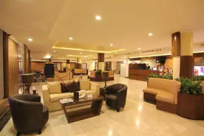 Towlan Suites 1 - Image 4