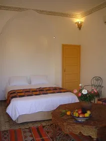 Riad Fes Quarawine - Image 2
