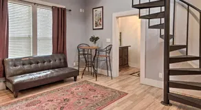 Historic Moss Point House In a Great Neighborhood - Image 2