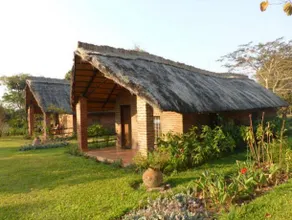 Barefoot Lodge and Safaris - Image 1