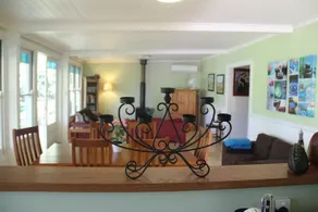 The Lakehouse Manor - Image 5