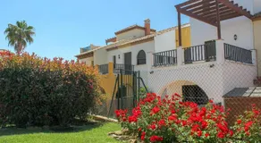 (ROU002) Cómoda Casa con Puerta a la Piscina - Image 4