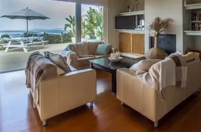 A Promontory View Beach House - Image 4