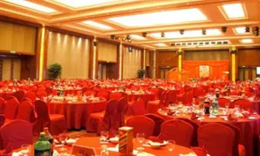 S&N Dalian Hotel - Image 4