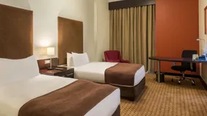 Holiday Inn Sandton-Rivonia Road - Image 5