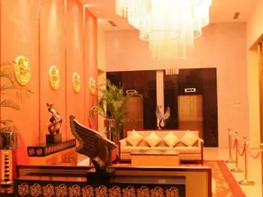 Rising Dragon International Hotel - Image 3