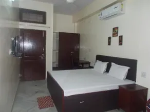 RUDRAKSH GUEST HOUSE - Image 4