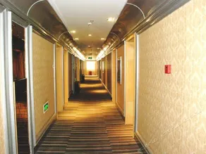 Long Chang Hotel - Image 4