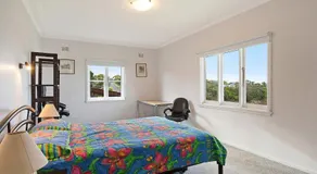 84 Ocean Parade - Image 2