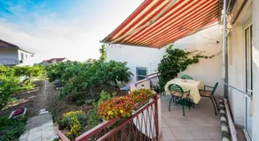 Garden Apartments - Image 3