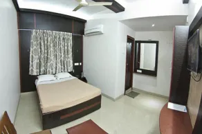 Hotel Blue Moon - Image 3