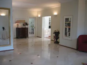 The Garden Guesthouse - Image 2