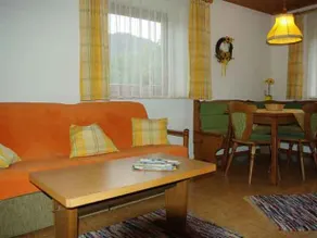 Attraente appartamento accogliente e familiare con giardino | Vista sulla montagna - Image 4