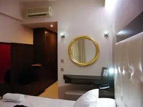 Ellinis Hotel - Image 3