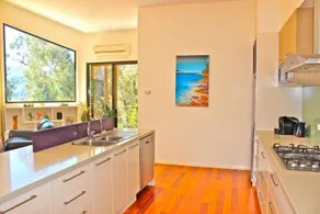 Gumtree Villa - Image 2