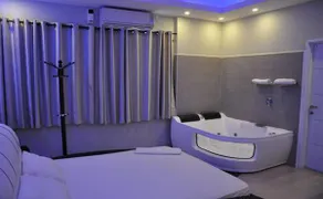 Spat Rooms - Image 2