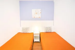 Apartment Red Special - Image 4