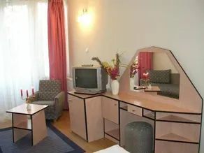 In - Image 2