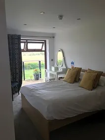 Rutland Point Rooms - Image 4