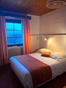 Hôtel Restaurant Résidence La Petite Chaumière - Image 3