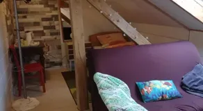 GästeZimmer im Altbau Dachgeschoss mit kleinem Bad WLAN, TV und Parkplatz - Image 5