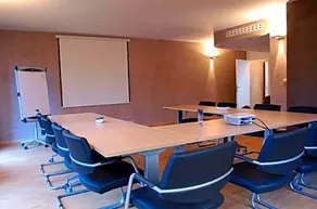 Hotel Victory - Image 2